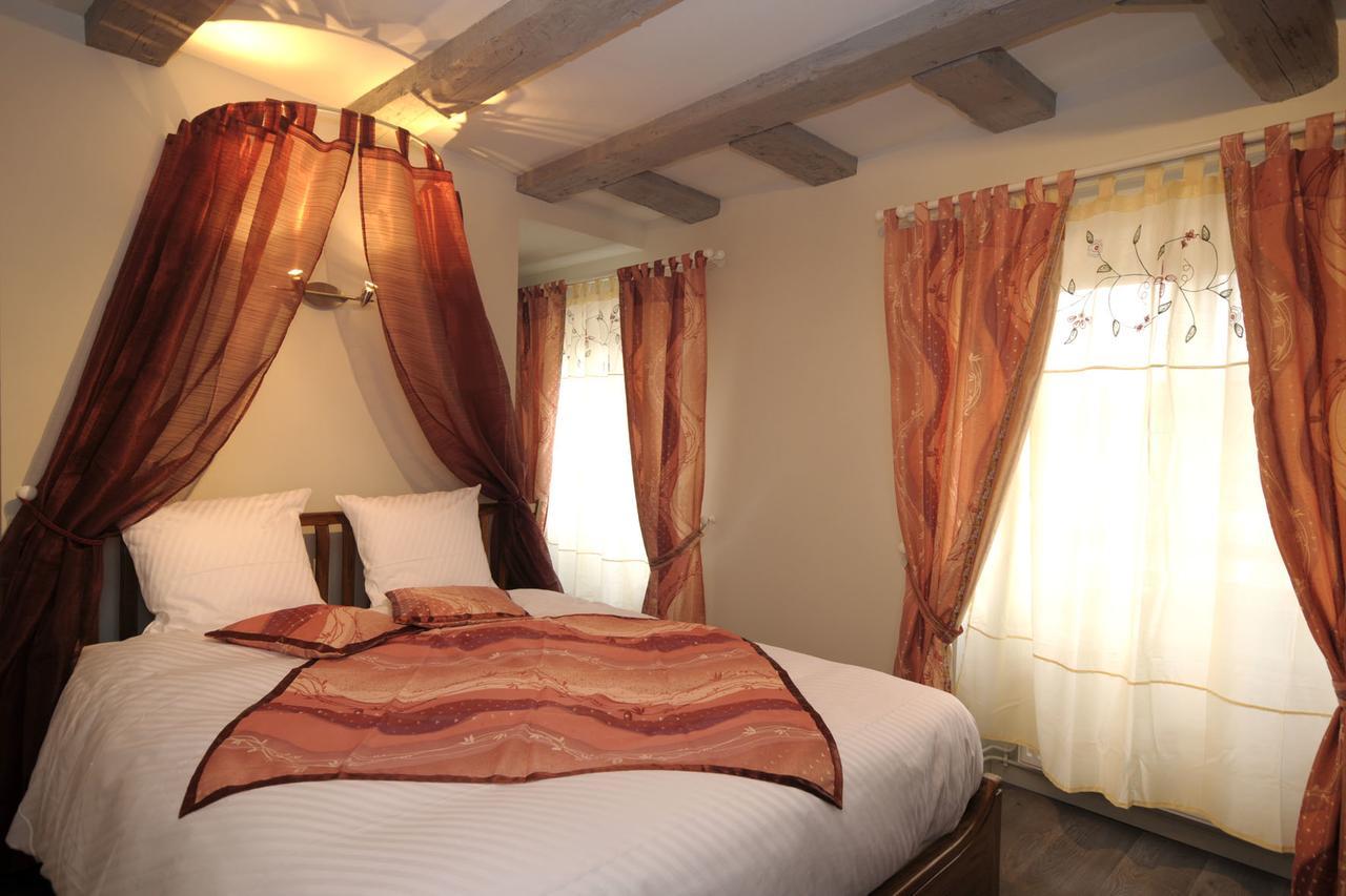 La Cour Du Bailli Suites & Spa 베아카임 외부 사진