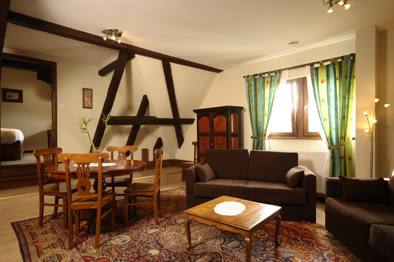 La Cour Du Bailli Suites & Spa 베아카임 외부 사진