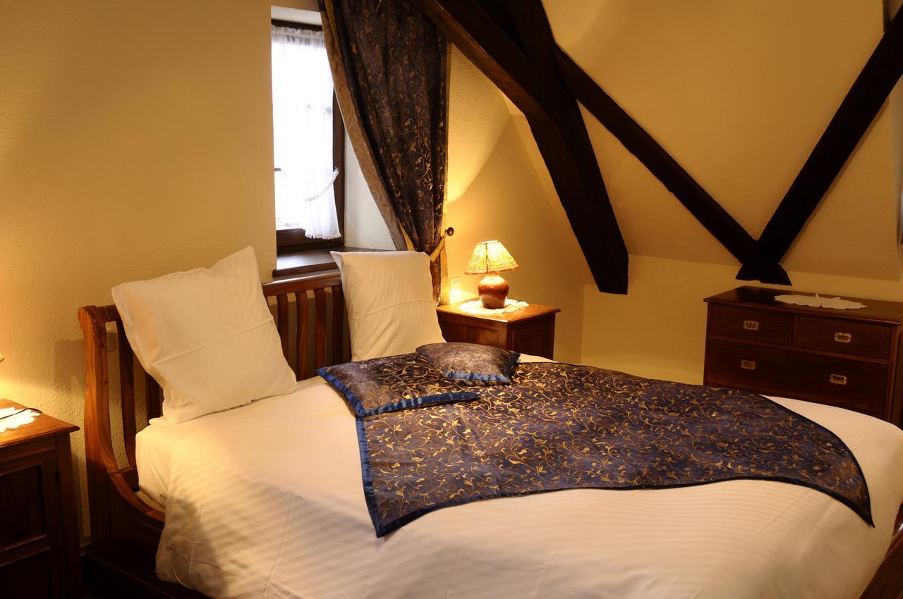 La Cour Du Bailli Suites & Spa 베아카임 외부 사진