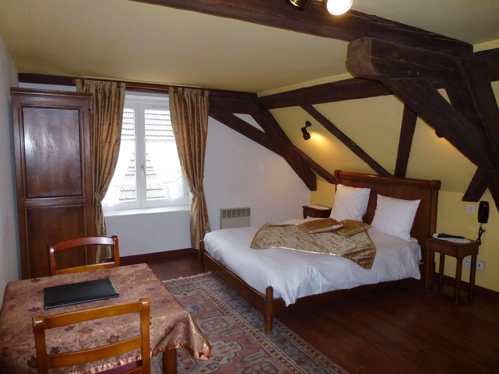 La Cour Du Bailli Suites & Spa 베아카임 외부 사진