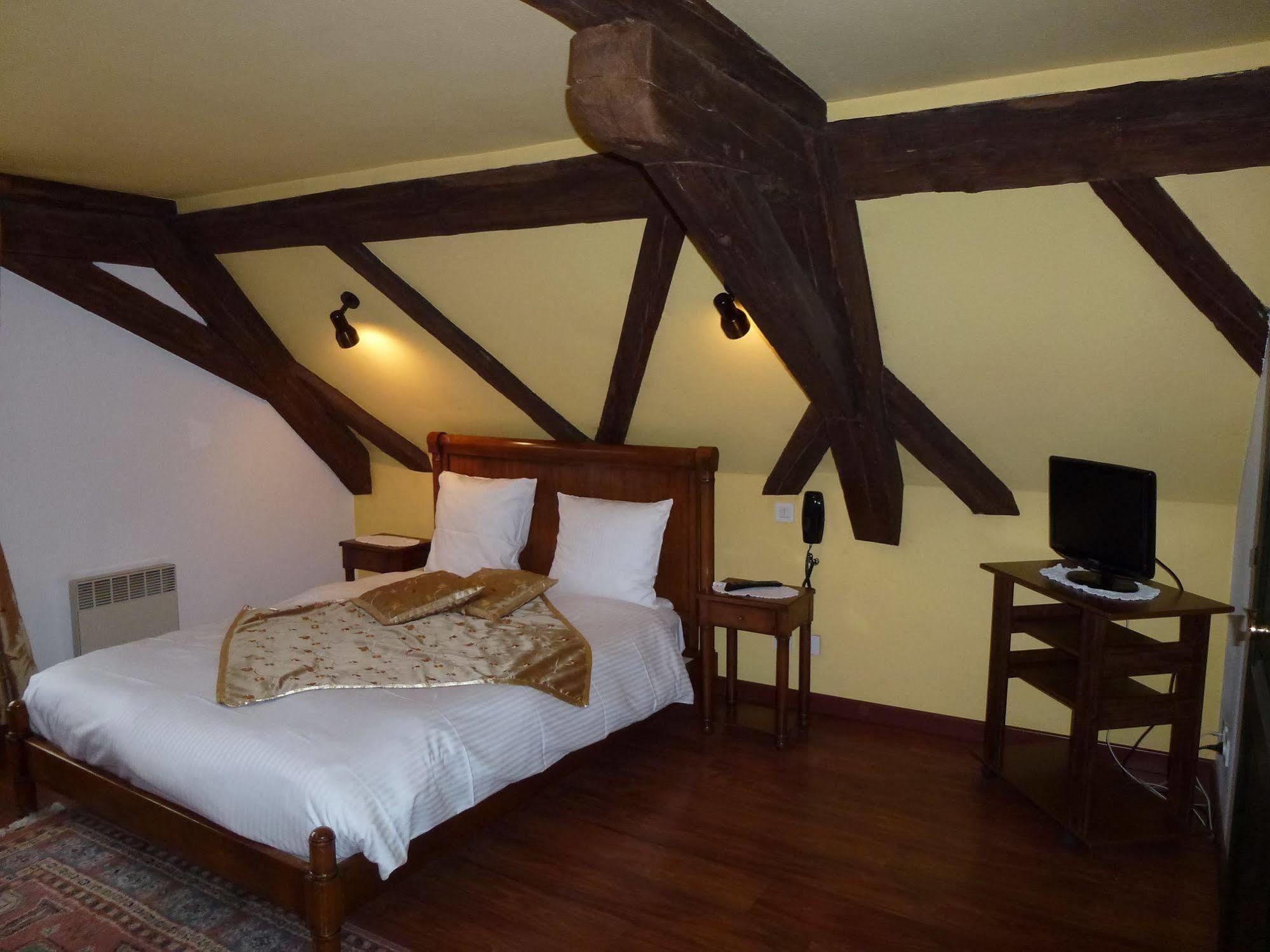 La Cour Du Bailli Suites & Spa 베아카임 외부 사진