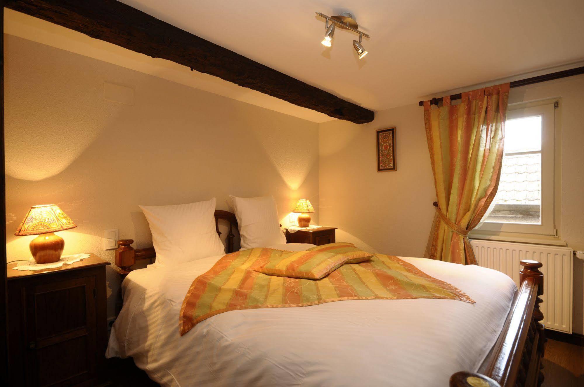 La Cour Du Bailli Suites & Spa 베아카임 외부 사진